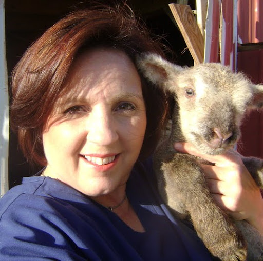 Jeanette Vaughan Photo 2
