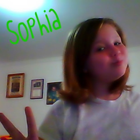 Sophia Jones Photo 28