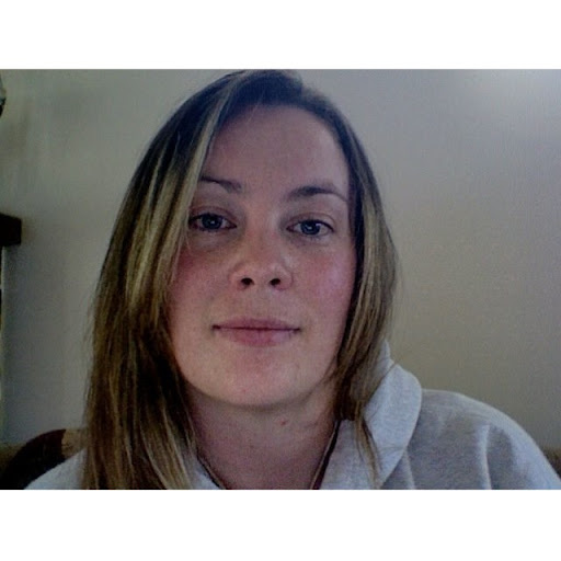 Sarah Bowles Photo 37