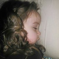 Suzanne Simmons Photo 31