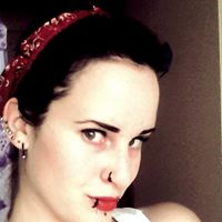 Louise Russell Photo 46