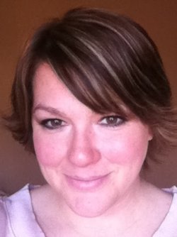 Lisa Woods Photo 8