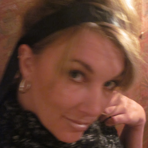 Carrie Carter Photo 40