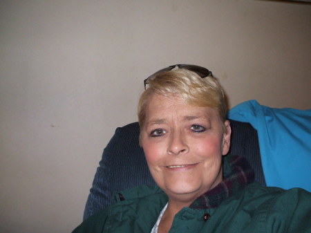 Julie Barbour Photo 21