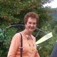 Louise Russell Photo 44