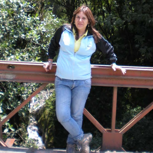 Mercedes Robles Photo 24