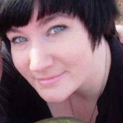 Shawna Elliott Photo 31