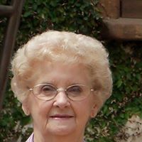 Elaine Bell Photo 29