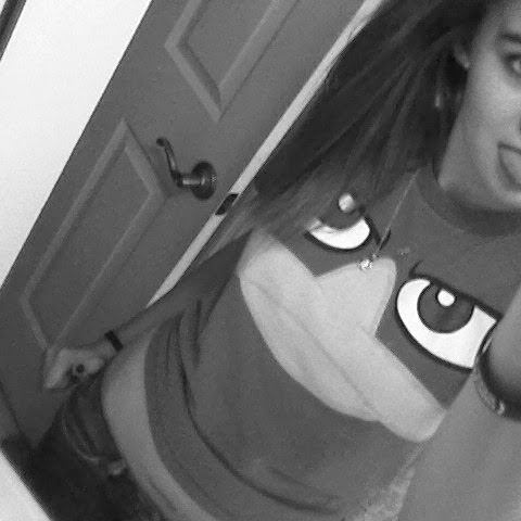 Summer Wells Photo 8