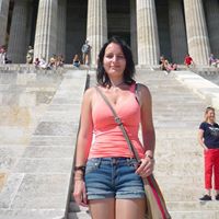 Jennifer Manke Photo 11