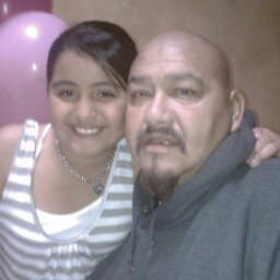 Alicia Flores Photo 6