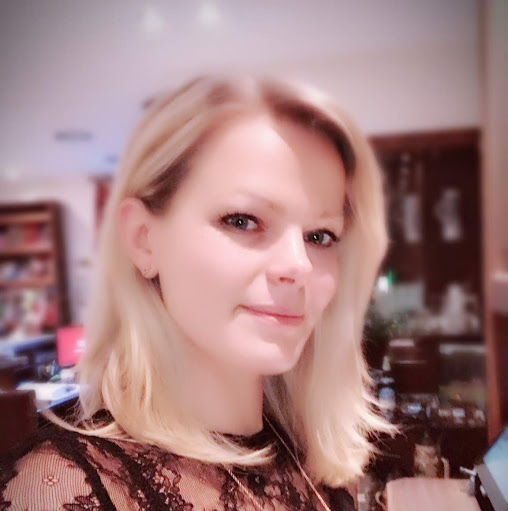 Christina Schulz Photo 21