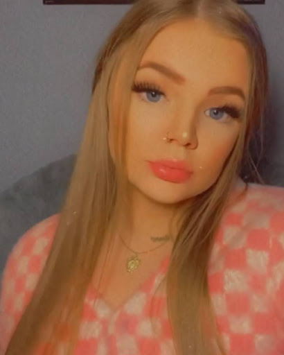 Eleanor Reed Photo 19
