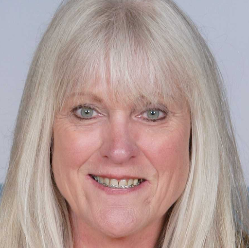 Anne Perry Photo 32