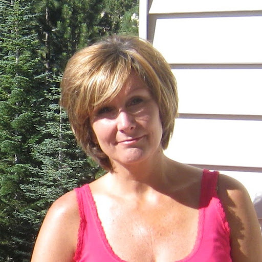 Donna Gomez Photo 7