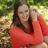 Allison Ware Photo 28