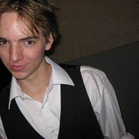 Christopher Mackie Photo 10