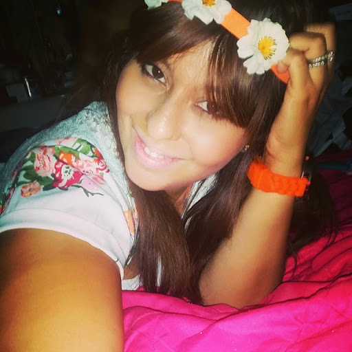 Emily Martinez Photo 11
