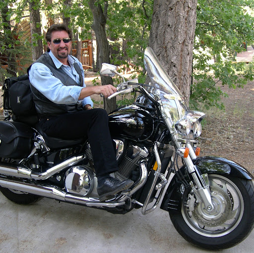 Timothy Scott Photo 32