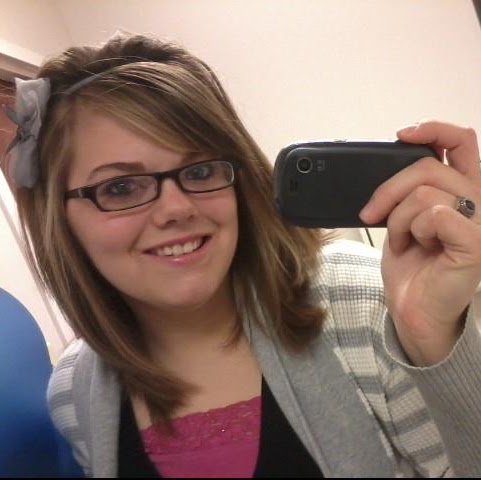 Haley Haynes Photo 9
