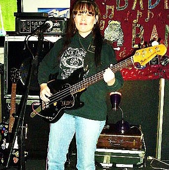 Lucinda Moore Photo 39