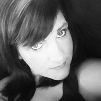 Stefanie Guthrie Photo 14