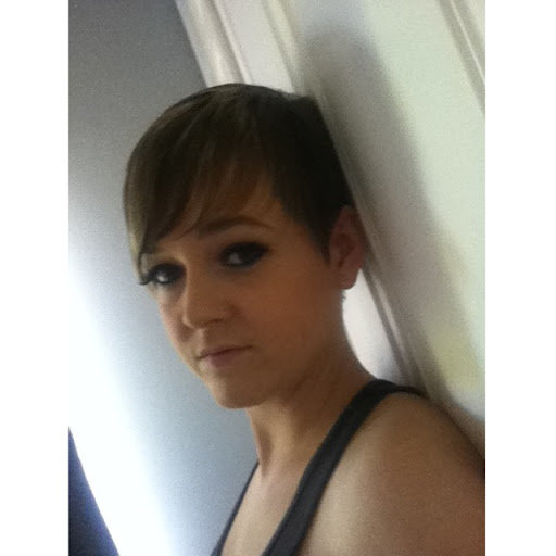 Vicky Ingram Photo 33