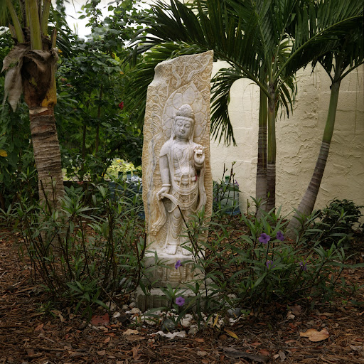 Constance Collins Photo 25