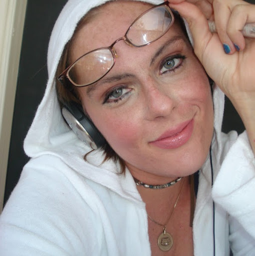 Heather Thornton Photo 43