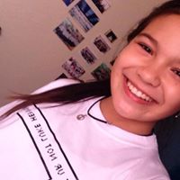 Alyssa Gordon Photo 8