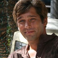 Raul Araiza Photo 27