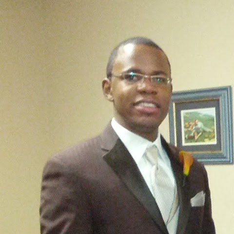 Julian Mills Photo 7