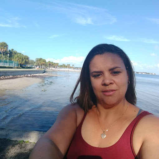 Regina Gonzalez Photo 42