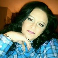 Stephanie Gomes Photo 15