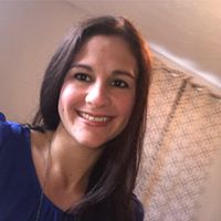 Stephanie Compton Photo 18