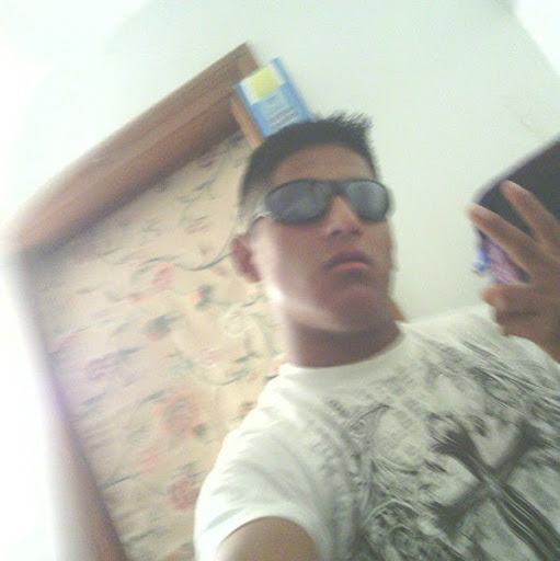 Luis Lala Photo 19