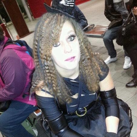 Aimee Barker Photo 34