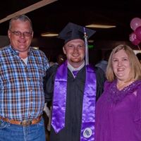 Lori Holmes Photo 23