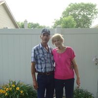 Joyce Reynolds Photo 33