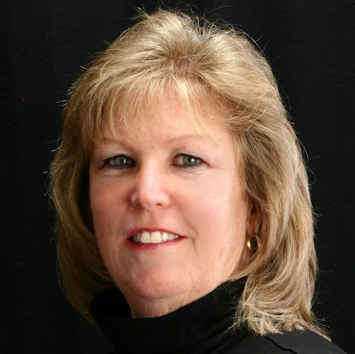 Kathleen Moore Photo 28