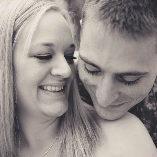 Allison Robinson Photo 32