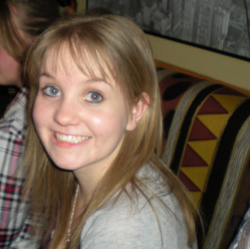 Joanna Marshall Photo 21