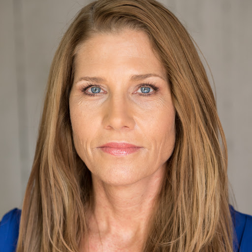 Elizabeth Kline Photo 13