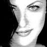 Laura Hodge Photo 13