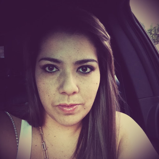 Laura Mendez Photo 19