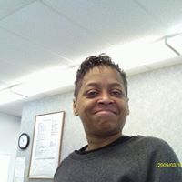 Monique Holland Photo 16