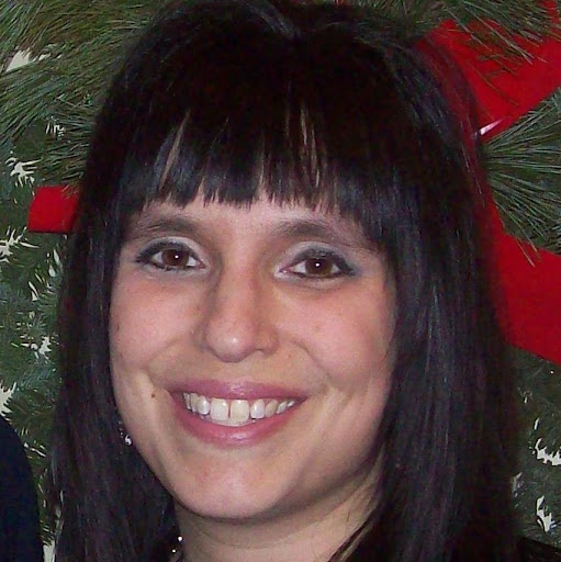 Elizabeth Handy Photo 17