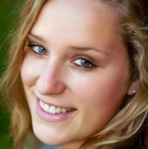 Elizabeth Jenkins Photo 44