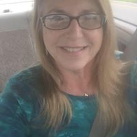 Suzanne Charlton Photo 20