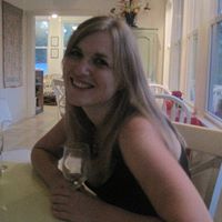 Julia York Photo 40